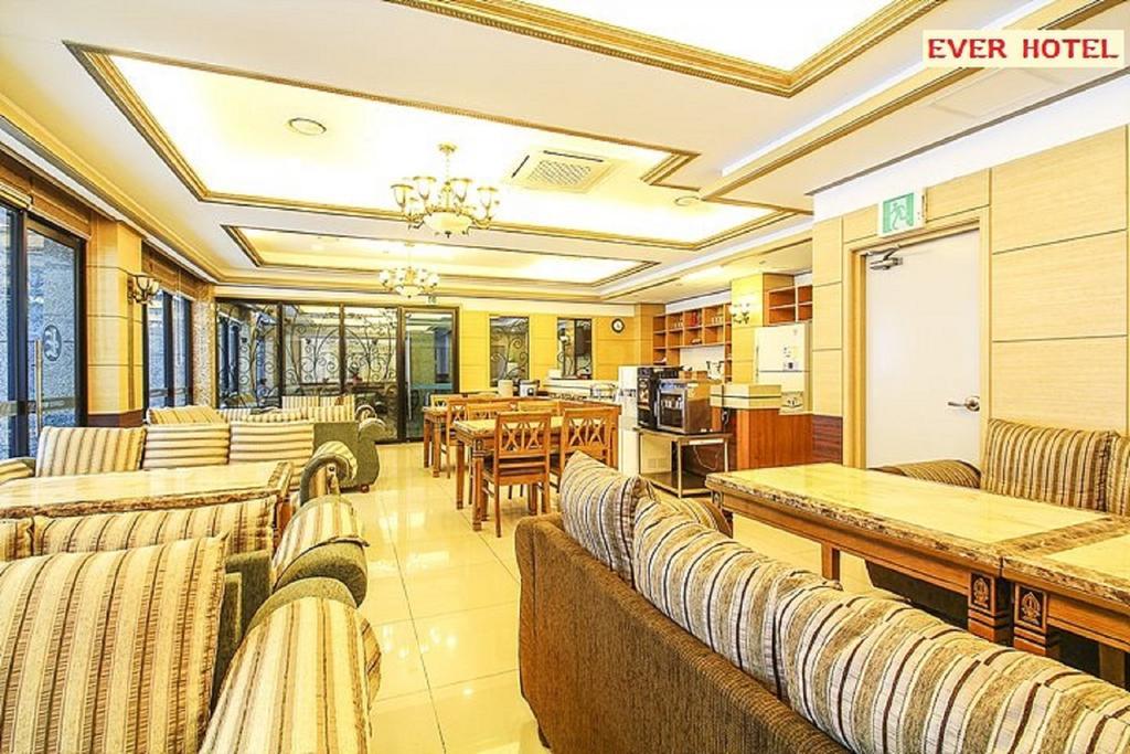 Ever Hotel Чеджудо Экстерьер фото