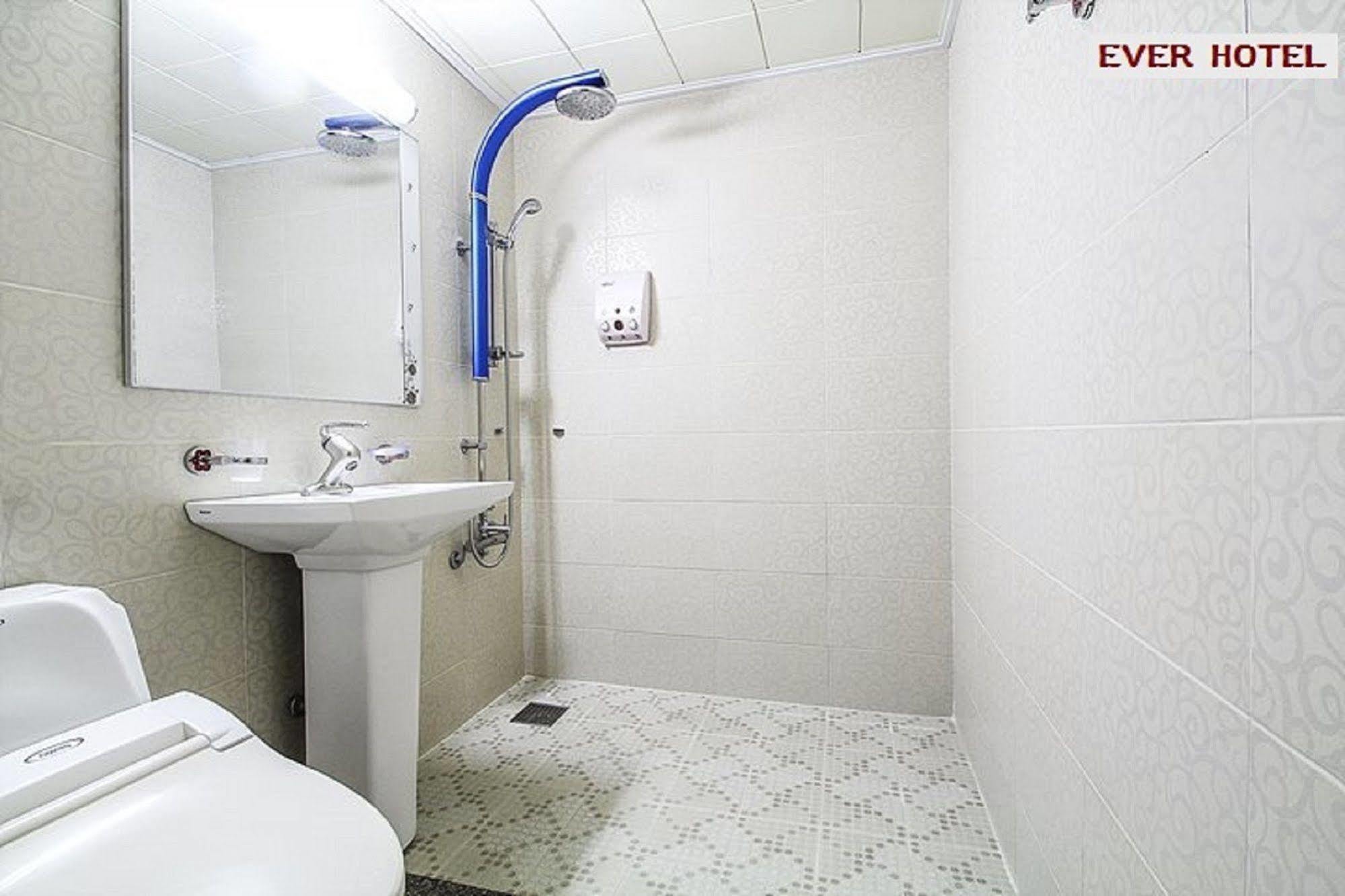 Ever Hotel Чеджудо Экстерьер фото